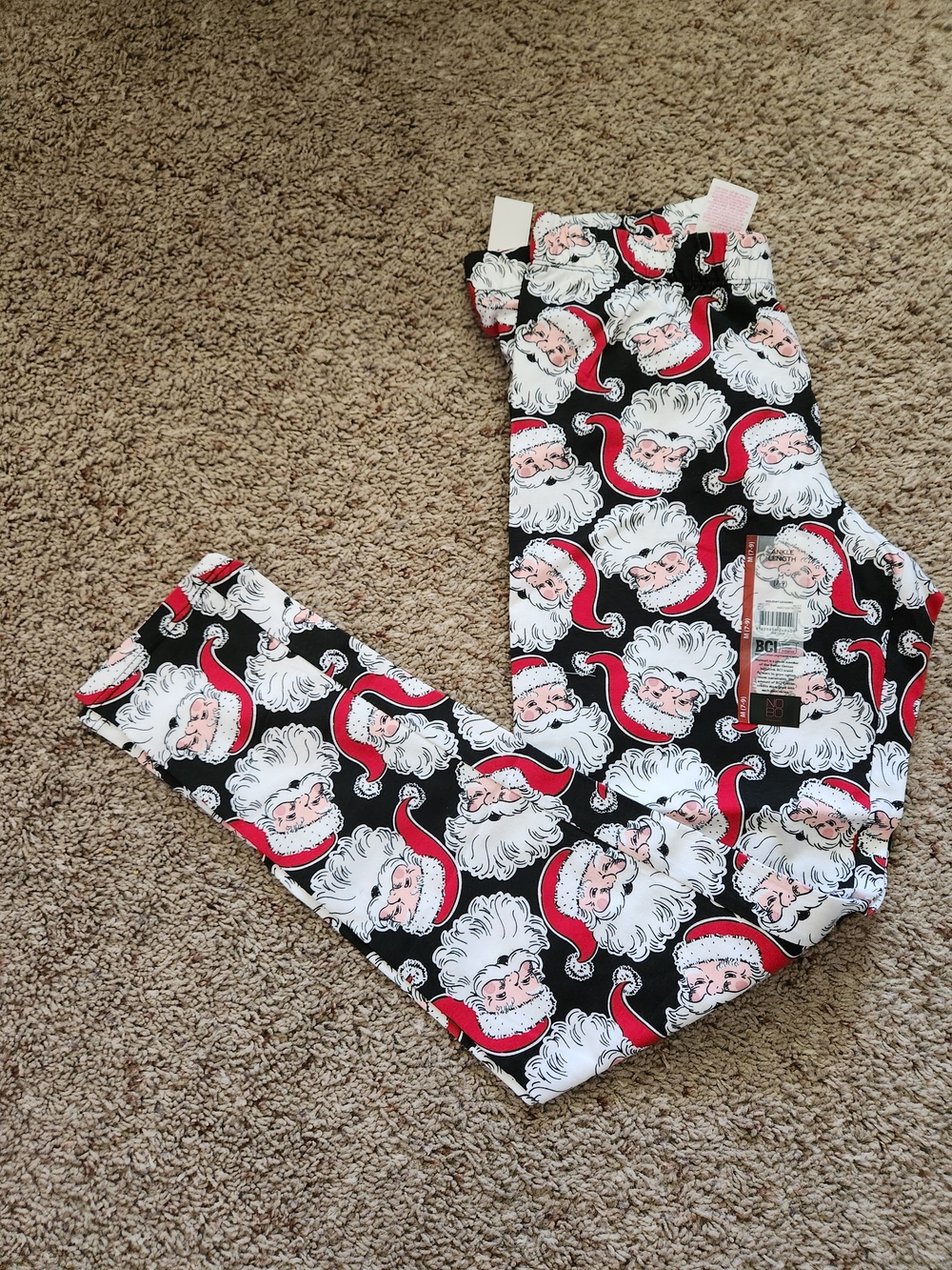 No Boundaries Black Santa Face Print Leggings - Red & White Size M(7/9) Youth